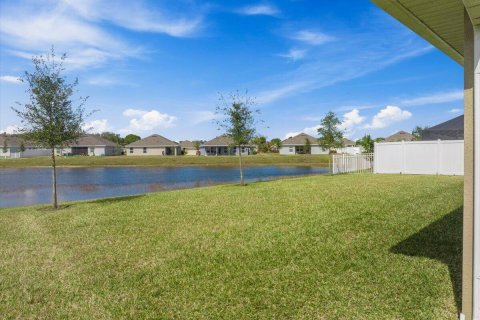 House in St. Lucie, Florida 3 bedrooms, 163.79 sq.m. № 2083192 - photo 25