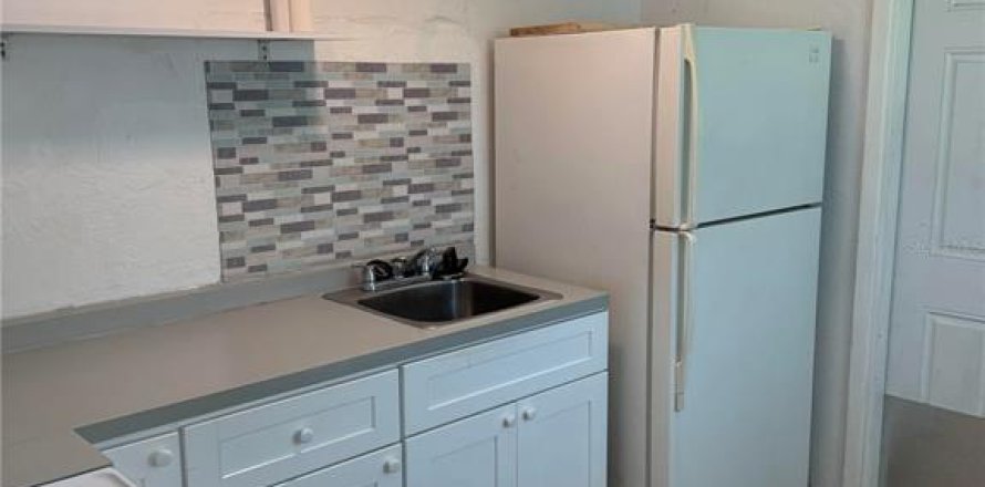 Apartment in Largo, Florida 2 bedrooms, 74.32 sq.m. № 2426874