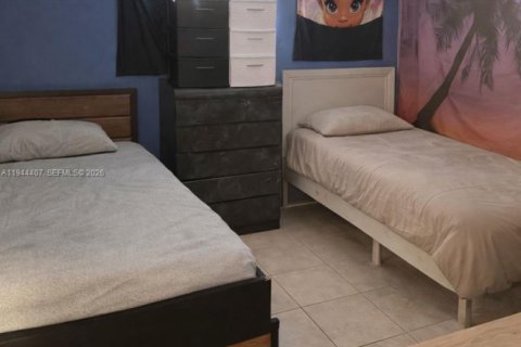 Immobilier commercial à vendre à Fort Lauderdale, Floride: 109.16 m2 № 2002270 - photo 13