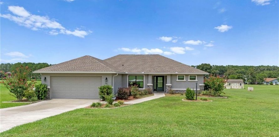 House in Hernando, Florida 3 bedrooms, 166.85 sq.m. № 2266662