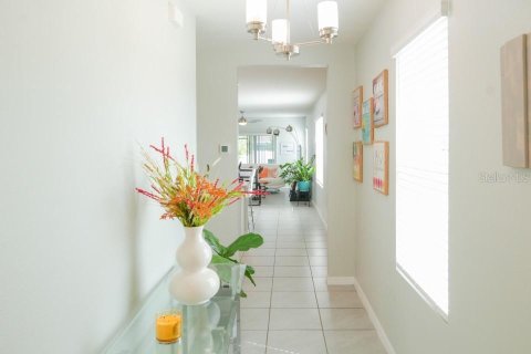 Villa ou maison à vendre à Kissimmee, Floride: 3 chambres, 156.08 m2 № 1808435 - photo 4