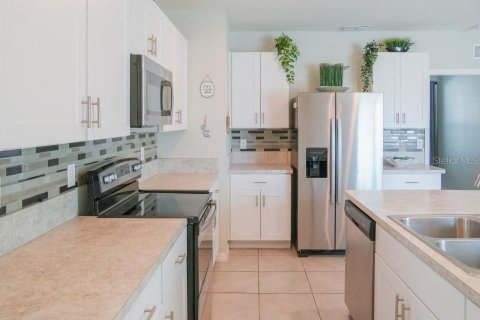 Villa ou maison à vendre à Kissimmee, Floride: 3 chambres, 156.08 m2 № 1808435 - photo 7