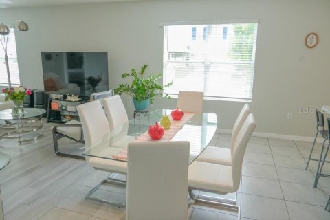 Villa ou maison à vendre à Kissimmee, Floride: 3 chambres, 156.08 m2 № 1808435 - photo 11