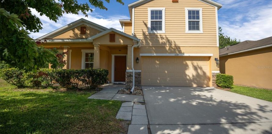 Villa ou maison à Tavares, Floride 5 chambres, 268.39 m2 № 2213850