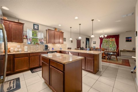Villa ou maison à vendre à Tavares, Floride: 5 chambres, 268.39 m2 № 2213850 - photo 9