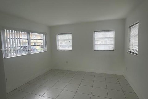 Copropriété à louer à Miami, Floride: 1 chambre, 58.99 m2 № 1979499 - photo 7