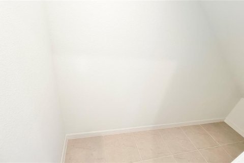 Villa ou maison à louer à Clermont, Floride: 4 chambres, 217.48 m2 № 2167658 - photo 21