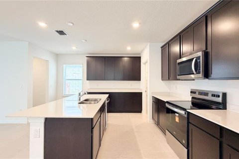 Villa ou maison à louer à Clermont, Floride: 4 chambres, 217.48 m2 № 2167658 - photo 15