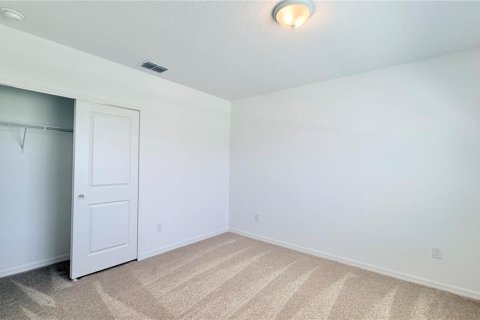Villa ou maison à louer à Clermont, Floride: 4 chambres, 217.48 m2 № 2167658 - photo 8