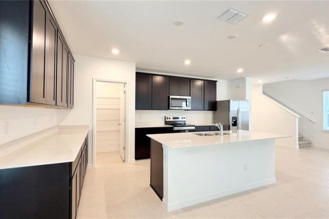 Villa ou maison à louer à Clermont, Floride: 4 chambres, 217.48 m2 № 2167658 - photo 18