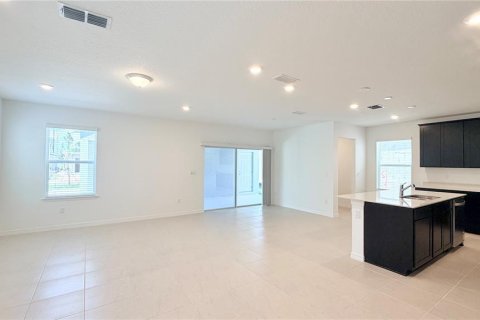 Villa ou maison à louer à Clermont, Floride: 4 chambres, 217.48 m2 № 2167658 - photo 11