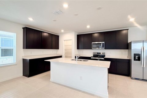 Villa ou maison à louer à Clermont, Floride: 4 chambres, 217.48 m2 № 2167658 - photo 14