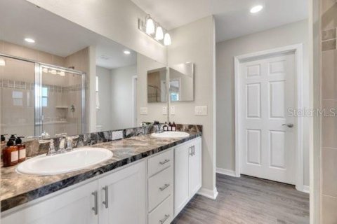 Casa en alquiler en Davenport, Florida, 5 dormitorios, 208.66 m2 № 1803304 - foto 15