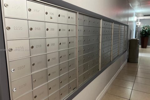 Снять в аренду кондоминиум в Майами, Флорида 2 спальни, 84.91м2, № 2145887 - фото 5