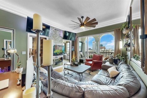 Condo in Tampa, Florida, 2 bedrooms  № 1751256 - photo 8