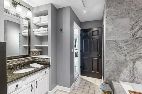 Condo in Tampa, Florida, 2 bedrooms  № 1751256 - photo 21