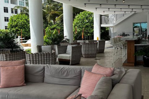 Condominio en venta en Miami, Florida, 3 dormitorios, 155.24 m2 № 2394466 - foto 24