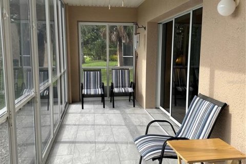Condo in Rotonda, Florida, 2 bedrooms  № 681514 - photo 29