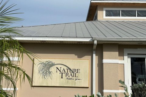 Condo in Rotonda, Florida, 2 bedrooms  № 681514 - photo 3
