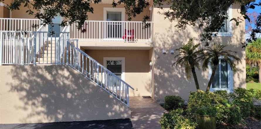 Condo à Rotonda, Floride, 2 chambres № 681514