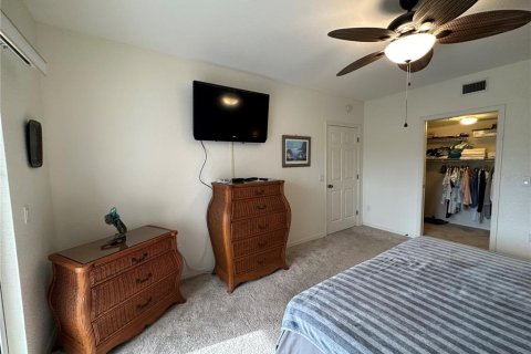 Condo in Rotonda, Florida, 2 bedrooms  № 681514 - photo 21