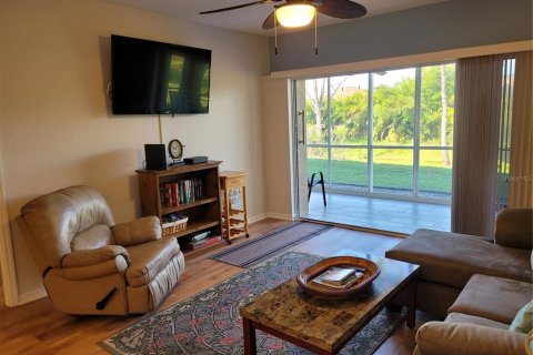 Condo in Rotonda, Florida, 2 bedrooms  № 681514 - photo 14