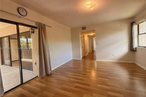 Купить кондоминиум в Майами, Флорида 2 спальни, 130.53м2, № 2047924 - фото 22