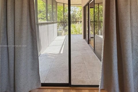 Купить кондоминиум в Майами, Флорида 2 спальни, 130.53м2, № 2047924 - фото 25