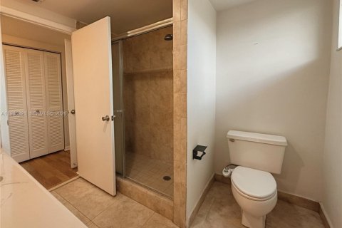 Купить кондоминиум в Майами, Флорида 2 спальни, 130.53м2, № 2047924 - фото 19