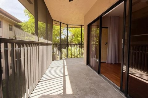 Купить кондоминиум в Майами, Флорида 2 спальни, 130.53м2, № 2047924 - фото 9