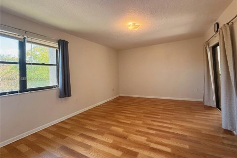 Купить кондоминиум в Майами, Флорида 2 спальни, 130.53м2, № 2047924 - фото 24