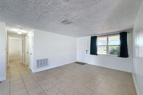 Купить виллу или дом в Холидэй, Флорида 7 комнат, 86.96м2, № 2167575 - фото 2
