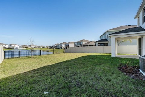 House in Wesley Chapel, Florida 4 bedrooms, 256.04 sq.m. № 1833010 - photo 16