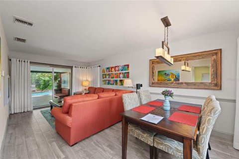 Propiedad comercial en venta en Sarasota, Florida, 6 dormitorios, 324.51 m2 № 1684647 - foto 22
