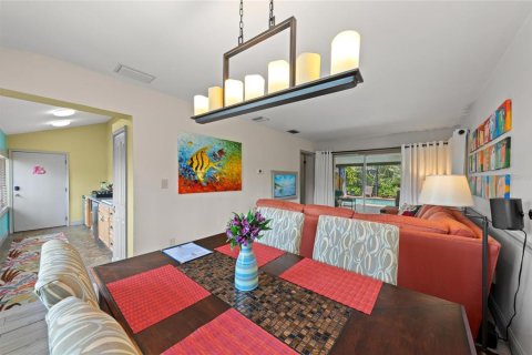 Propiedad comercial en venta en Sarasota, Florida, 6 dormitorios, 324.51 m2 № 1684647 - foto 20