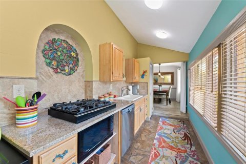 Propiedad comercial en venta en Sarasota, Florida, 6 dormitorios, 324.51 m2 № 1684647 - foto 19