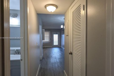 Copropriété à vendre à Deerfield Beach, Floride: 1 chambre, 54.35 m2 № 2088624 - photo 5