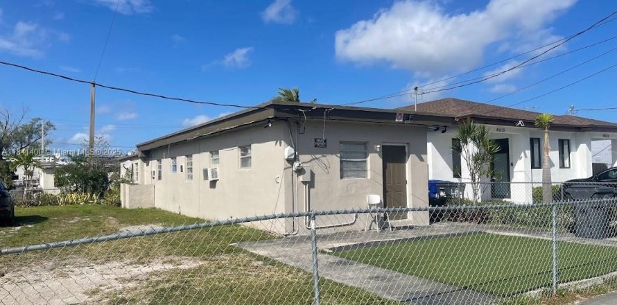 Villa ou maison à West Park, Floride 1 chambre, 104.7 m2 № 1832356