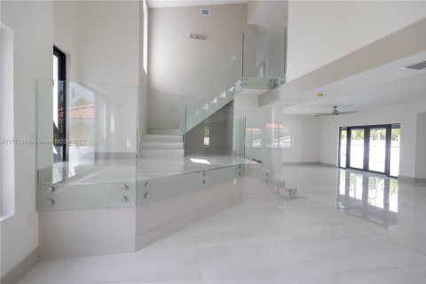House in Miami, Florida 6 bedrooms № 1692105 - photo 17
