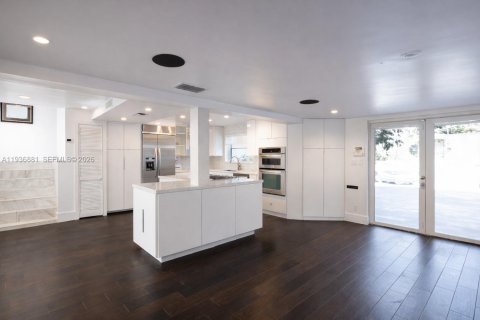 Villa ou maison à vendre à Fort Lauderdale, Floride: 3 chambres, 173.36 m2 № 1994999 - photo 4