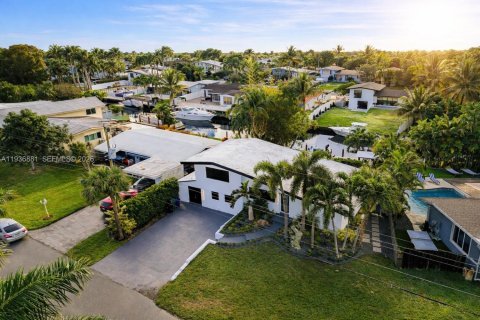 Villa ou maison à vendre à Fort Lauderdale, Floride: 3 chambres, 173.36 m2 № 1994999 - photo 19
