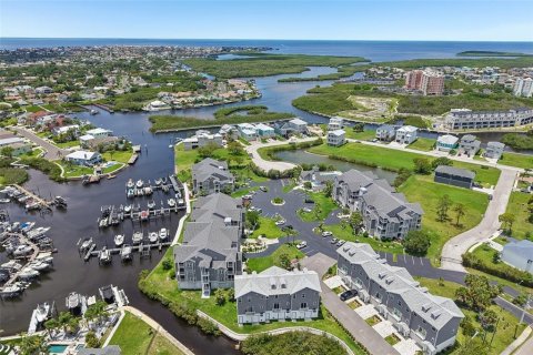 Condo in New Port Richey, Florida, 2 bedrooms  № 2215772