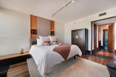 Condo in Miami Beach, Florida, 2 bedrooms  № 2082080 - photo 13