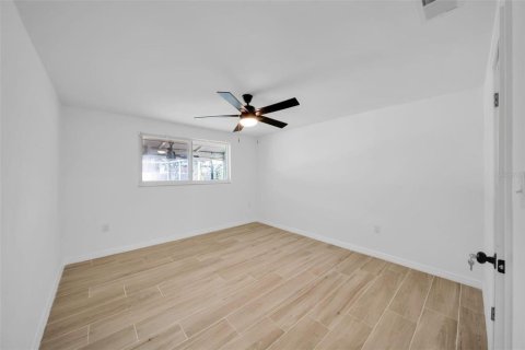 Casa en venta en Port Charlotte, Florida, 3 dormitorios, 143.72 m2 № 1914323 - foto 12