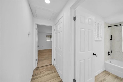 Casa en venta en Port Charlotte, Florida, 3 dormitorios, 143.72 m2 № 1914323 - foto 10