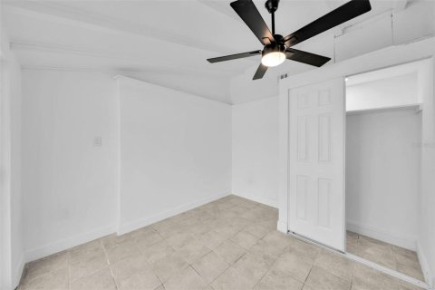 Casa en venta en Port Charlotte, Florida, 3 dormitorios, 143.72 m2 № 1914323 - foto 19