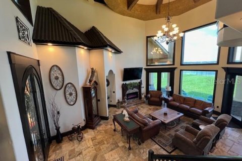 Casa en venta en Auburndale, Florida, 4 dormitorios, 358.79 m2 № 1826882 - foto 17