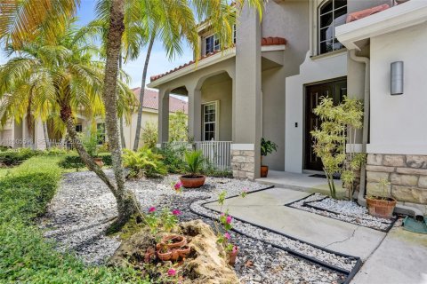 House in Weston, Florida 5 bedrooms, 235.6 sq.m. № 2069630 - photo 13