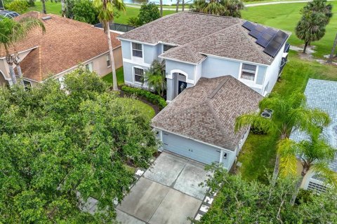 House in Tampa, Florida 4 bedrooms, 299.05 sq.m. № 2097860 - photo 5