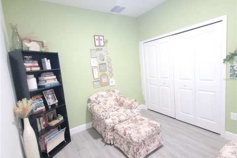 House in Poinciana, Florida 4 bedrooms, 167.04 sq.m. № 2416237 - photo 26